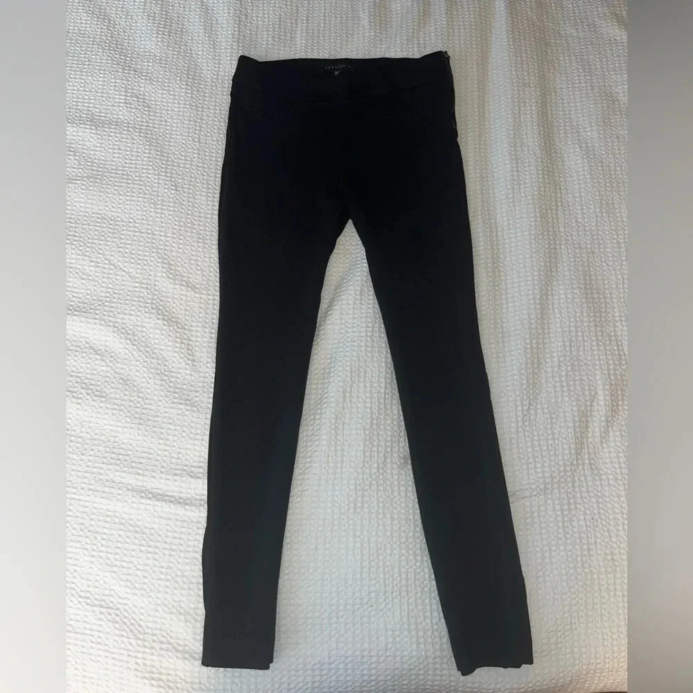 Sanctuary pants/leggings with side zipper size small
